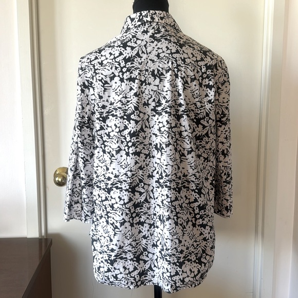 💕Lafayette 148 Blk/Wht Graphic Floral Print Cotton Button Up Shirt 6 EUC - Picture 4 of 11